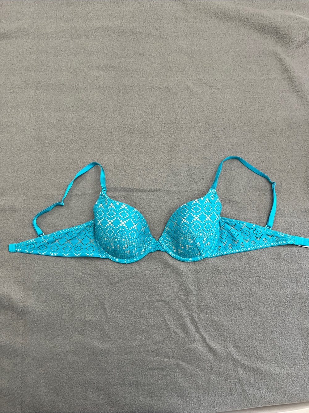 Victoria's Secret Turquoise Lace Push-Up Bra